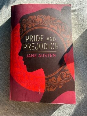 Pride and Prejudice Jane Austen - Red and Black Decorative Paperback